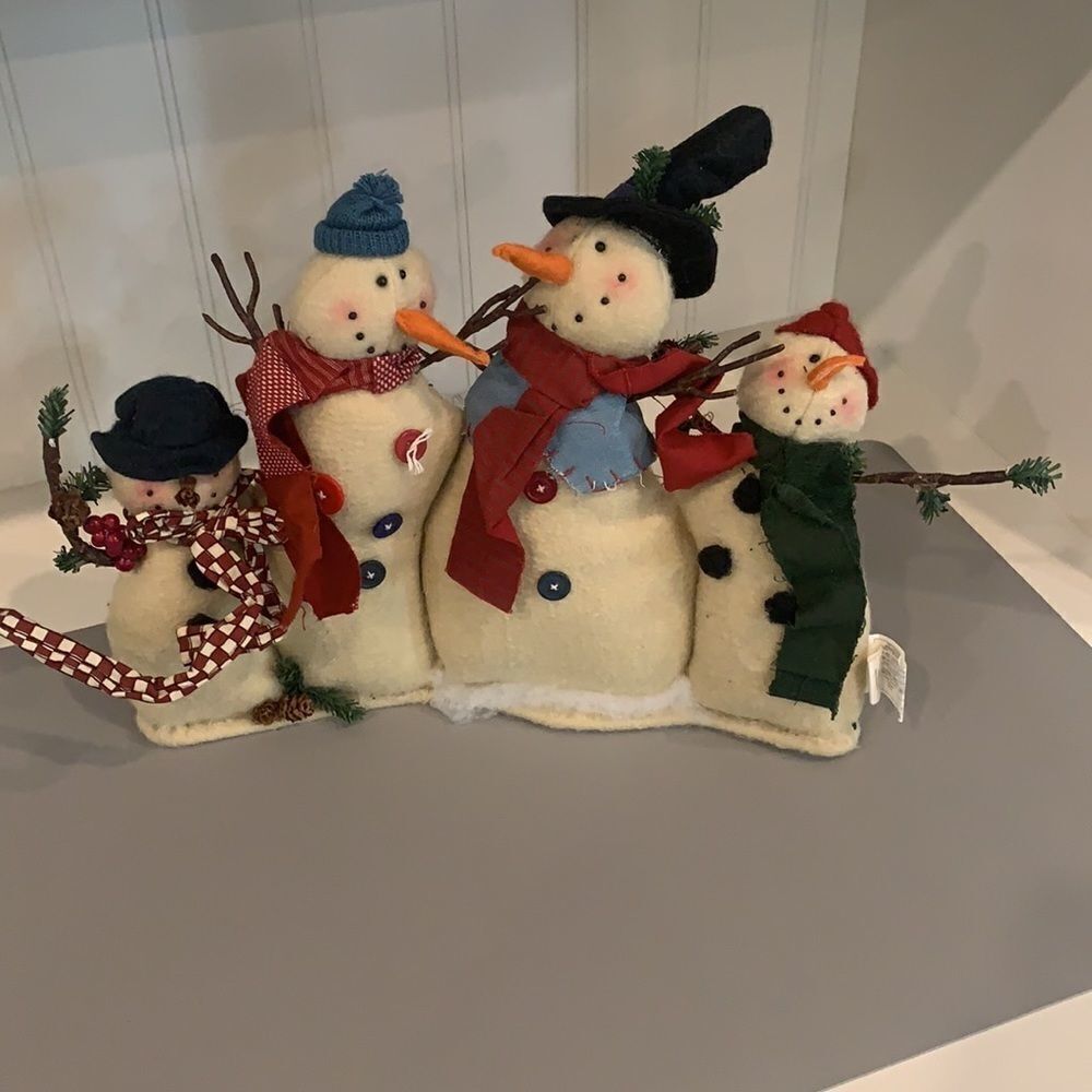 Hallmark Snowman Family  